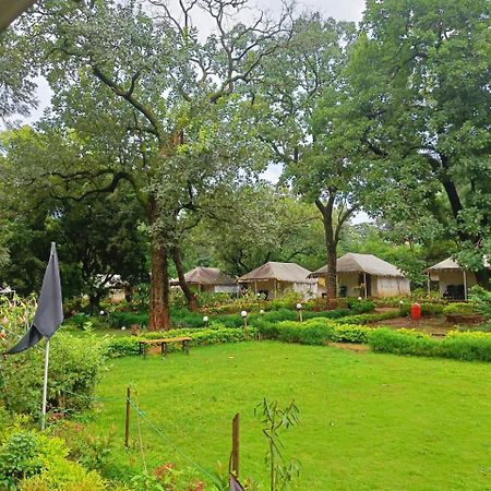 New Satpura Resort' Pachmarhī Exteriör bild